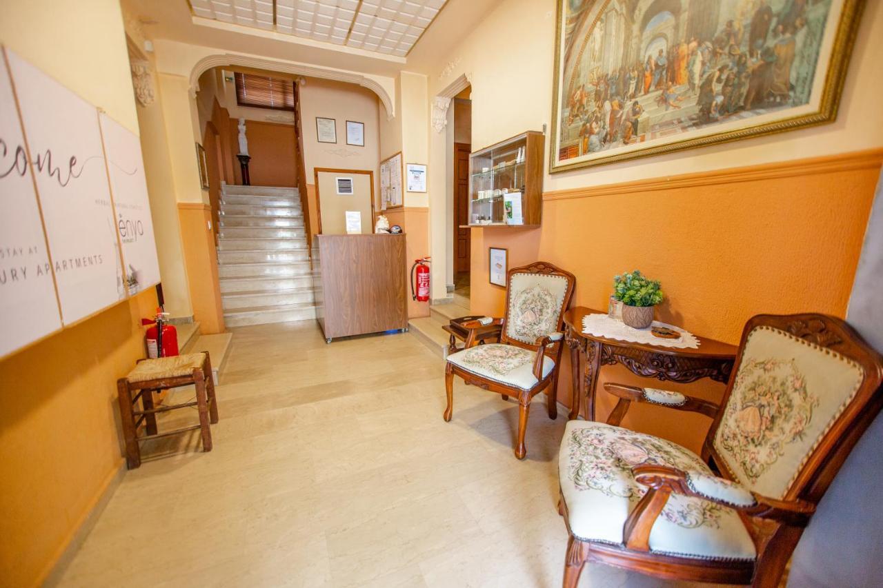 Xenia Palace Luxury Apartments Βρασνά Εξωτερικό φωτογραφία
