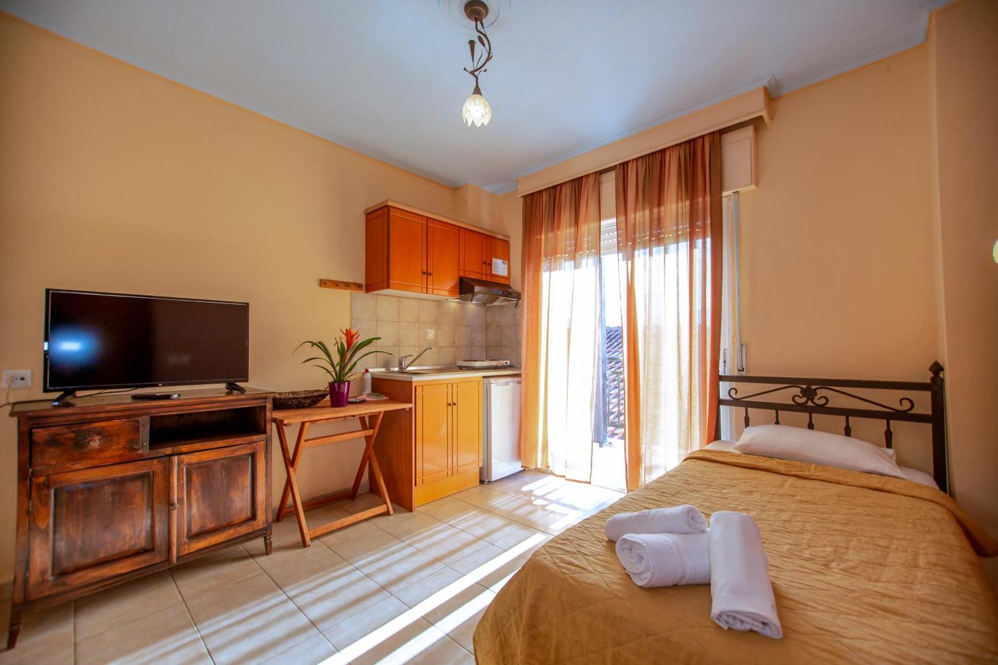 Xenia Palace Luxury Apartments Βρασνά Εξωτερικό φωτογραφία