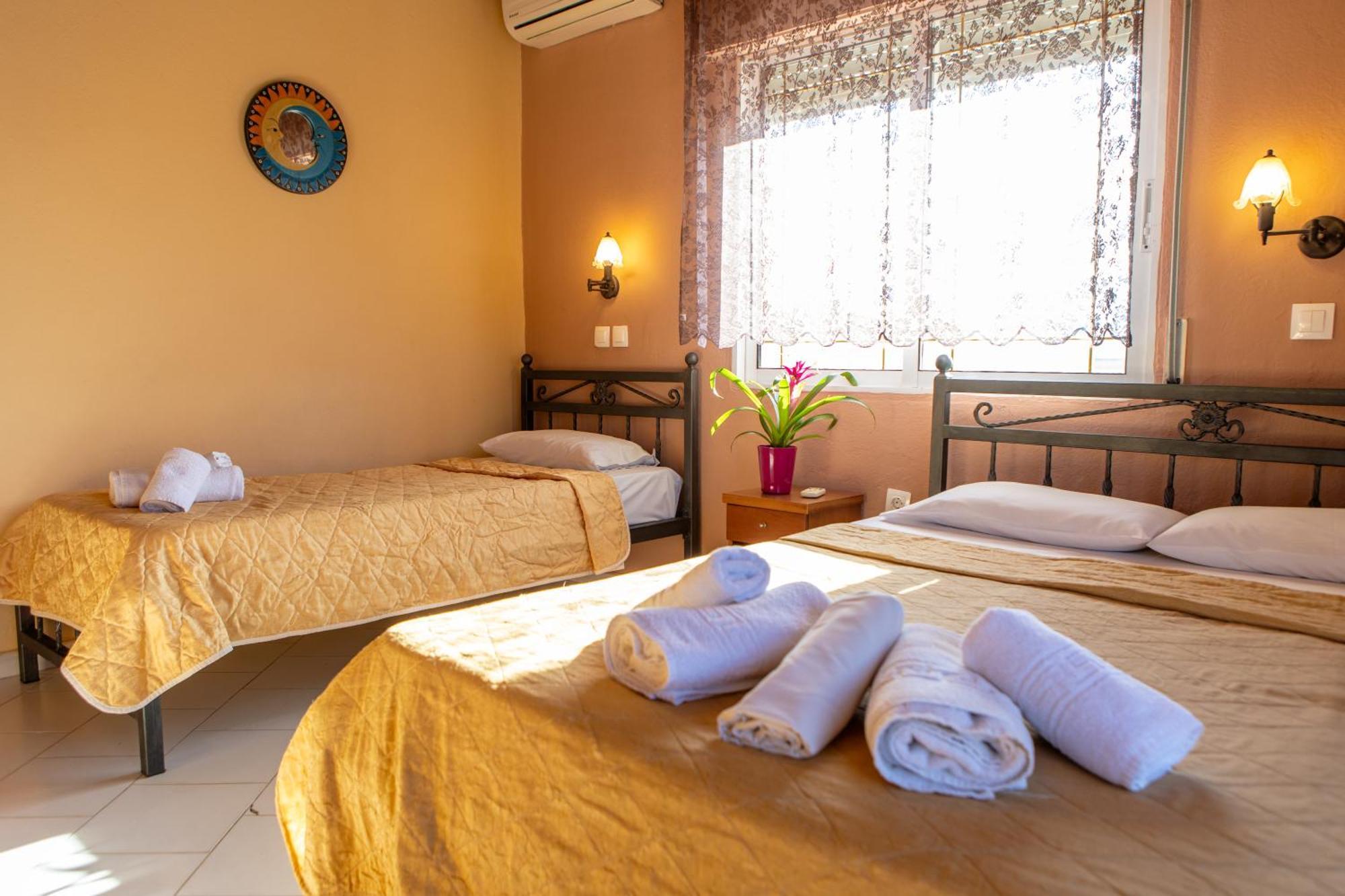Xenia Palace Luxury Apartments Βρασνά Εξωτερικό φωτογραφία