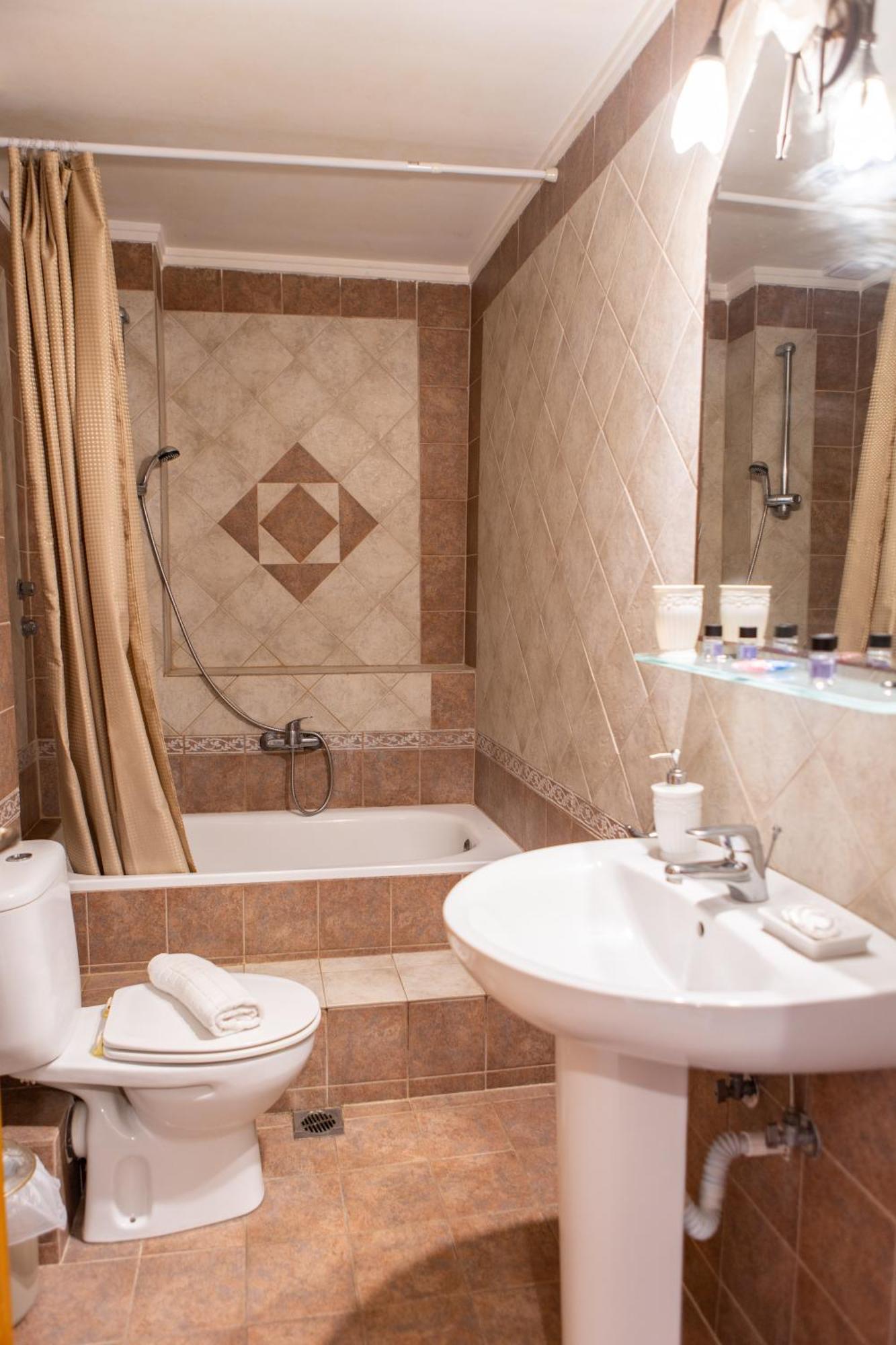 Xenia Palace Luxury Apartments Βρασνά Εξωτερικό φωτογραφία